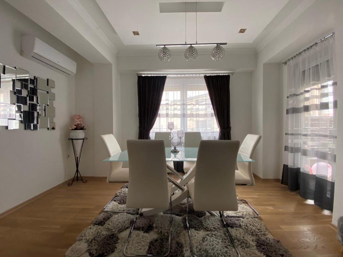 Royal King Apartment كومانوفو المظهر الخارجي الصورة